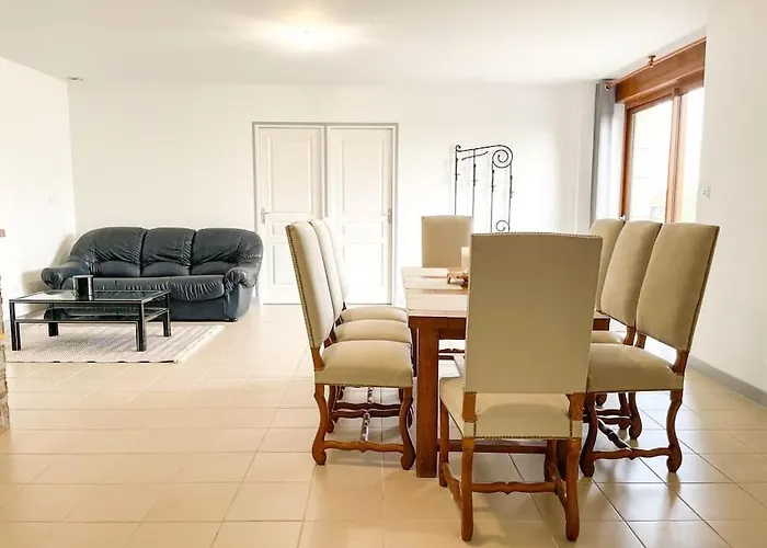 Maison De Campagne Paisible