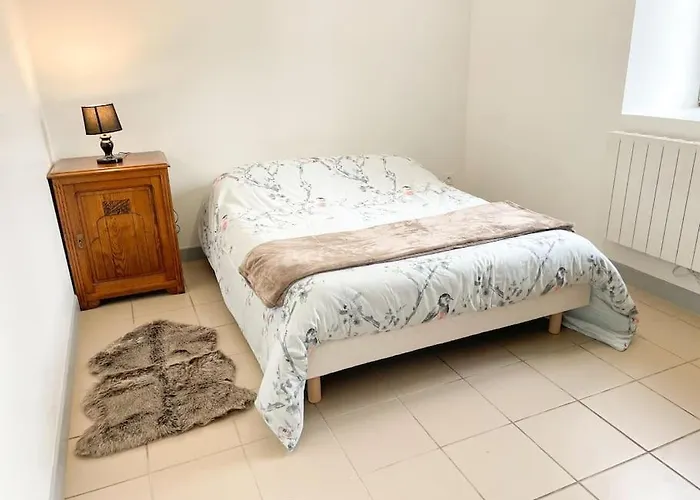 Maison De Campagne Paisible